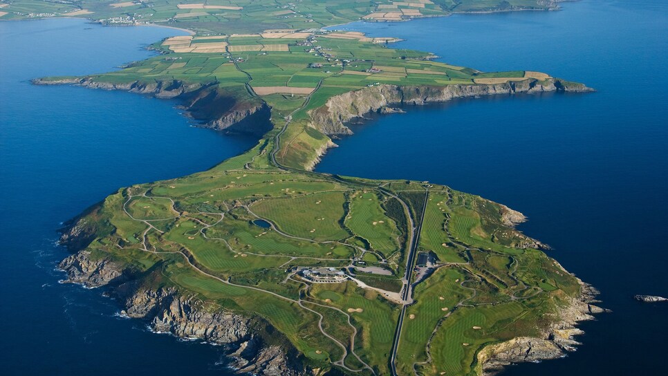 /content/dam/images/golfdigest/fullset/2024/2/Old-head-golf-links-5-Ireland-Story.jpg