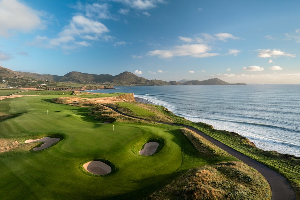 /content/dam/images/golfdigest/fullset/course-photos-for-places-to-play/hogs-head-ireland-golf.jpg