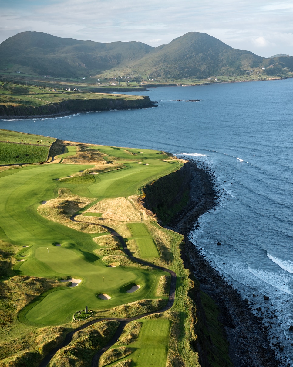 /content/dam/images/golfdigest/fullset/course-photos-for-places-to-play/hogshead-golf-club-ireland.jpg