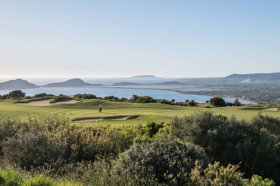 /content/dam/images/golfdigest/fullset/course-photos-for-places-to-play/costa-navarino-greece-olympic-academy-golf-course.jpg