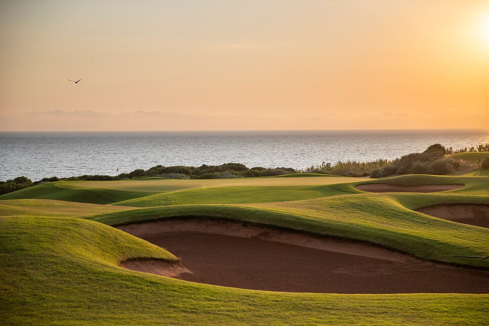 /content/dam/images/golfdigest/fullset/course-photos-for-places-to-play/costa-navarino-greece-dunes-course-.jpg